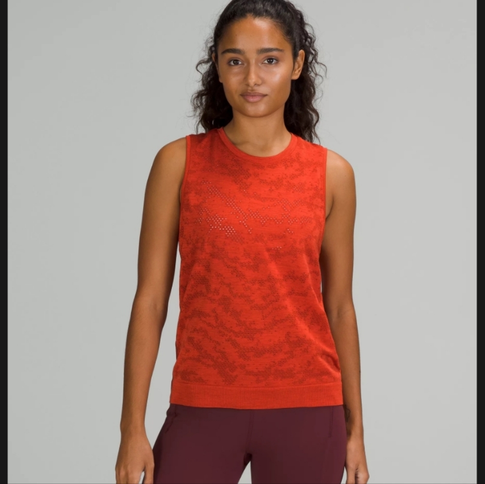 Lululemon Swiftly Breath Muscle Tank